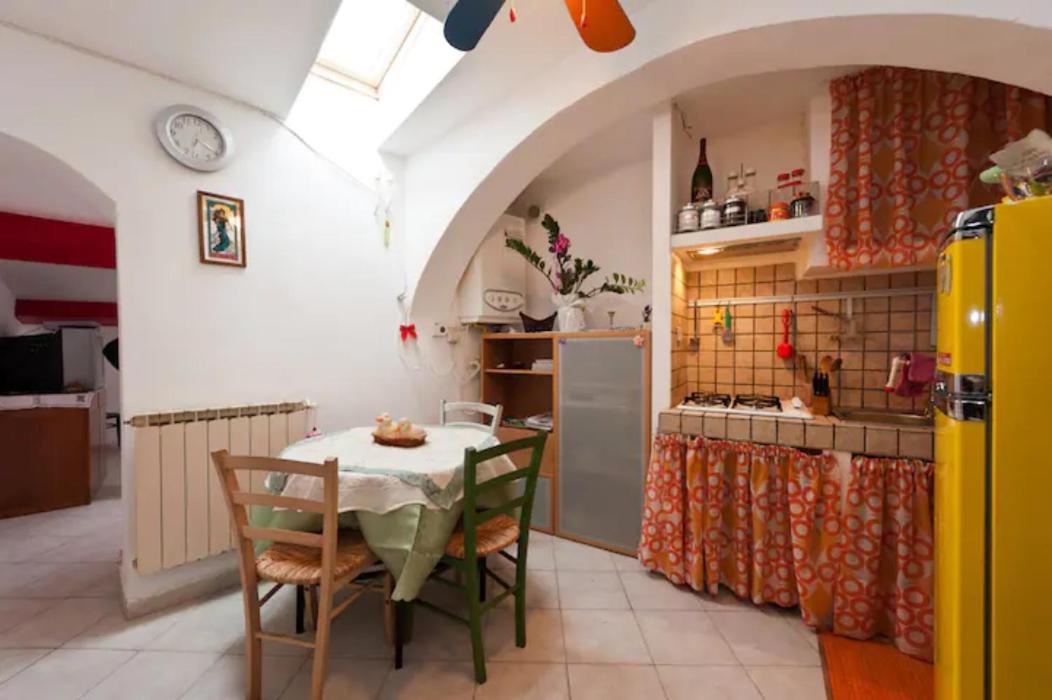 Mansarda Pieno Centro Appartement Livorno Buitenkant foto